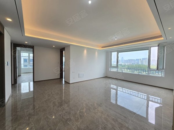 置地悦玺_四房两卫_空房出租_中央空调地暖_可接待_可住家
