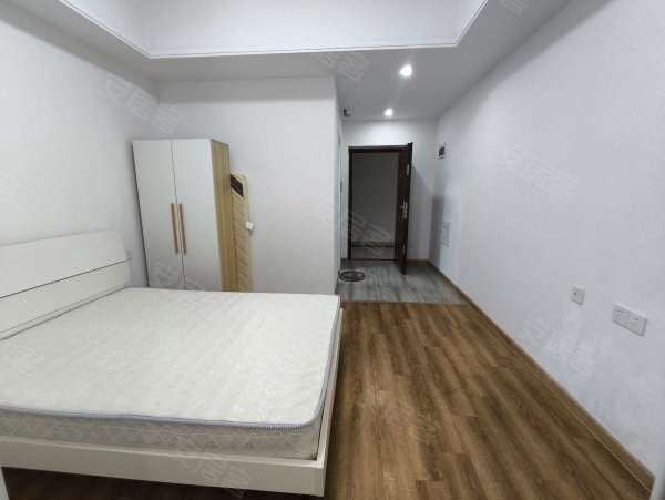金大地悦澜公馆(商住楼)_1室1厅1卫__电梯房_精装修