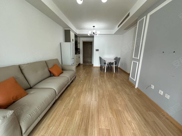 信达公园精装好房出租，家具家电齐全，拎包即入住好房