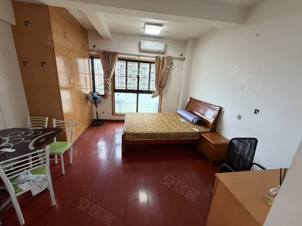 十里庙地铁口一房便宜急租，家电齐全，拎包入住