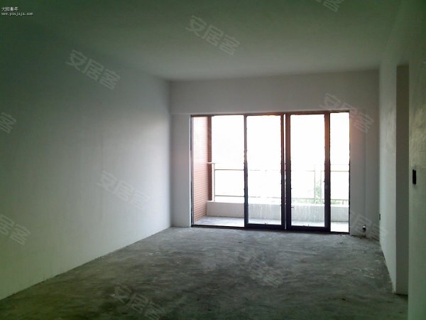 最便宜的房子是什么房子 600x600.jpg