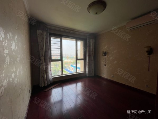 国赫红珊湾 3室2厅2卫,国赫红珊湾二手房,270万,3室2厅,2卫,154平米