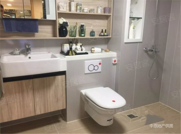 深圳光明新区 碧桂园复式公寓 地铁口物业带花