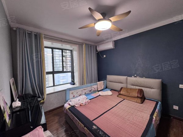 春融苑_2室2厅1卫自住装修靠近金融港_临滨苑方圆荟