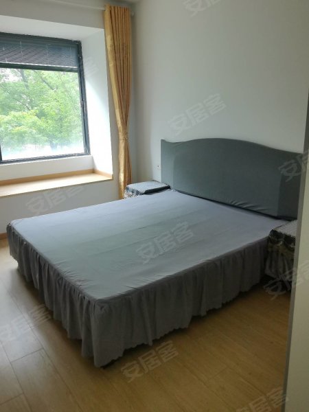 海伦堡玖悦府花园洋房3室1厅1卫。拎包入住南北通透。