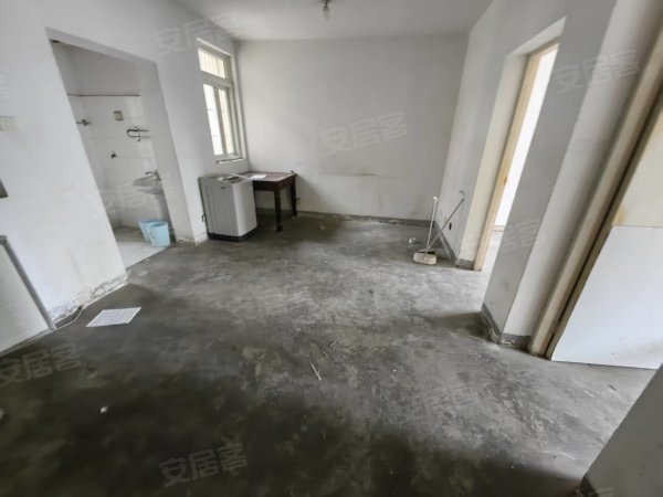 临近地铁_4号线十里村站_天水路小学附近_周边商超齐全