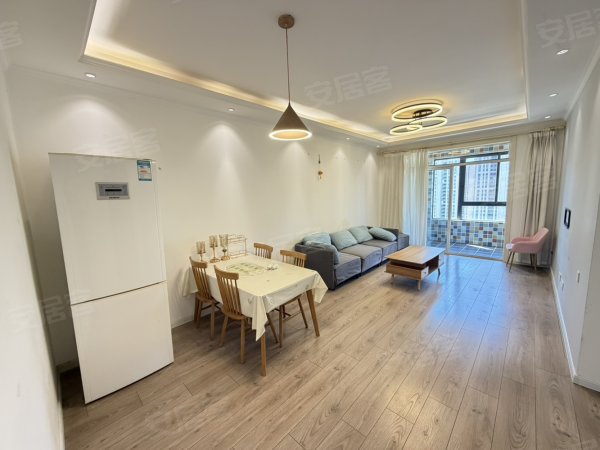 宝能湖景房~采光无敌~全屋定制~品牌家电家具~楼下地铁~急租