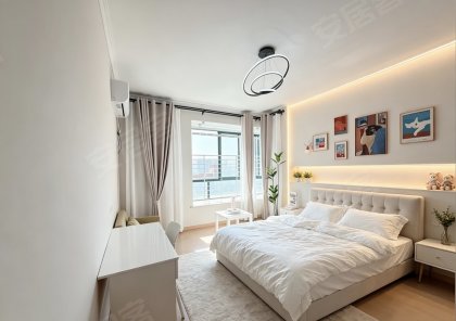 新海公园，全屋智能，领包入住，碧水雅君，独厨独卫，朝南地铁口