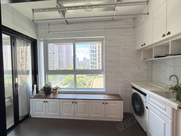 都会花园精装三室二卫_全屋定制_中央空调_寻陪读住家客户