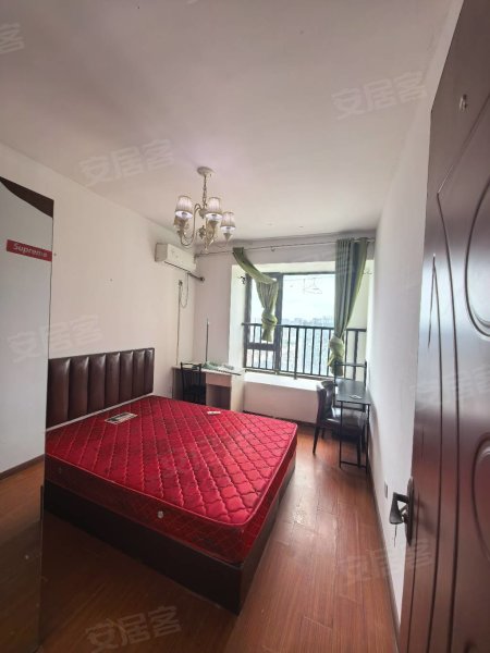 实拍图_橡树湾三期三室两厅家电家具齐全拎包入住赞