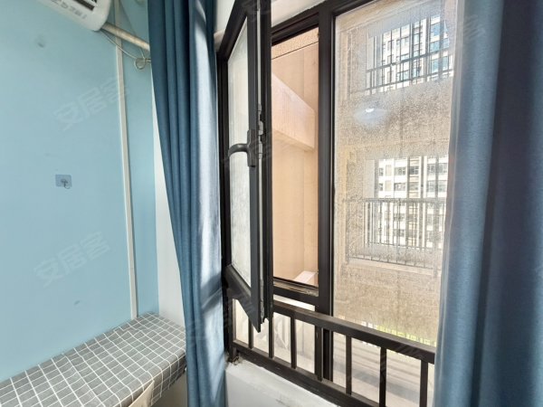 荣盛华府，大众厂附近，中海环宇天地，押一付一包物业宽带随时看