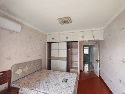 新店花园_2房_近168中_诗和远方很贵_但找我租房不贵
