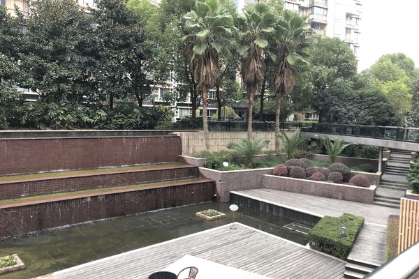 古北嘉年华庭(北区),黄金城道258弄 - 上海古北嘉年华庭(北区)二手房