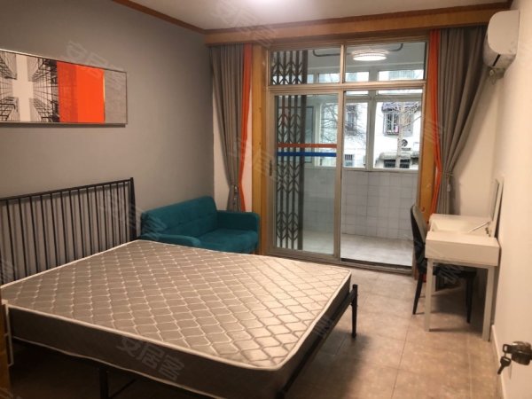 蜀山区四户室35平米正南2层