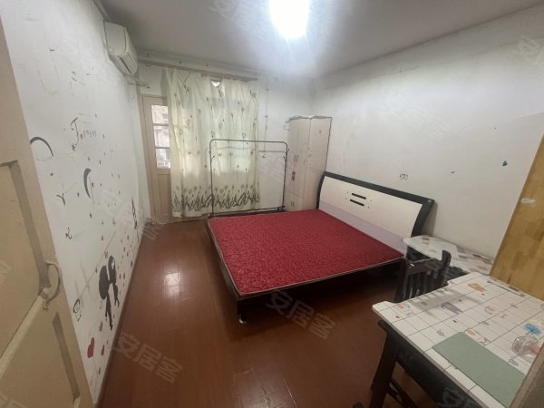 美湖小区三楼_家具家电齐全_随时看房_户型好_地段好_拎包入