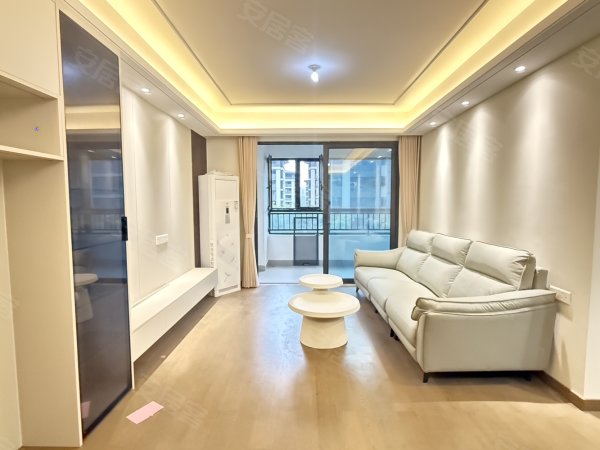 包河地铁口_和熹花园业主自住装修_全屋定制柜_真图实拍