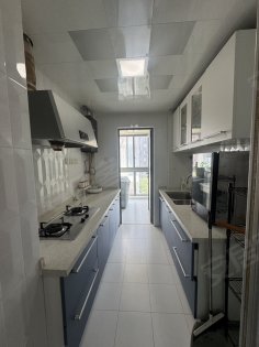 新华学府春天_电梯房_3室1厅2卫_阳光充足