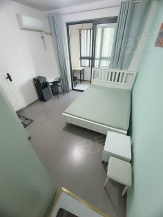 （不是中介）新店雅苑阳台独立卫生间（独立洗衣机）可短租