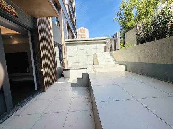 一楼带院子_三层底复_新上实拍真真真_家具家电齐全_随时可看