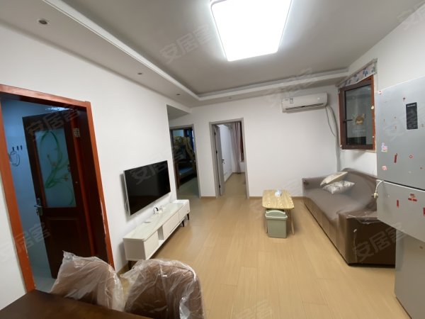 五金商贸城_五里庙_地铁口_玫瑰绅城两室两厅_自住装修_急租