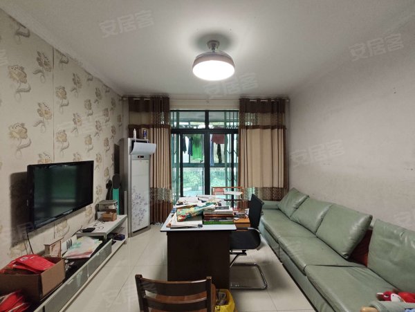 蜀山区三户室105.95平米正南1层
