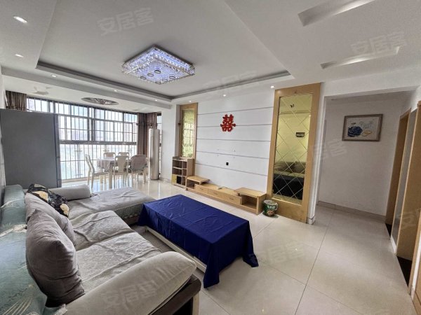 金成港湾精装三室_近家天下商圈_随时看房_拎包入住
