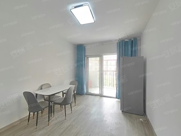一室一厅_好户型_采光好视野佳_拎包入住随时看房