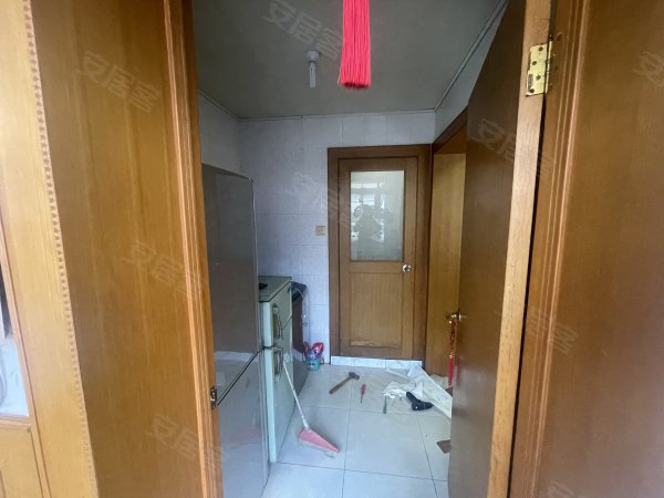 廉泉小区_3室1厅1卫__75平米