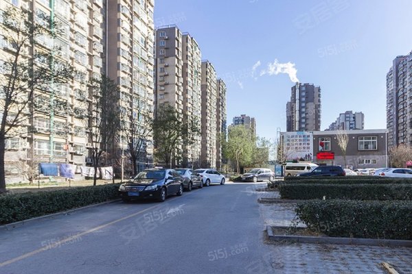 南庭新苑人口_南庭新苑一居室户型图(2)