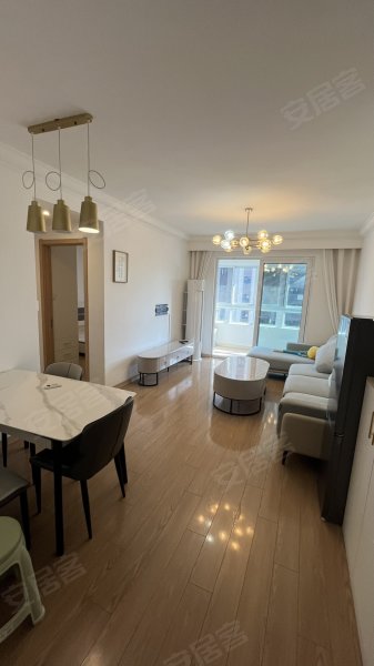 皖投万科天艺境精装修三房拎包入住价格可谈