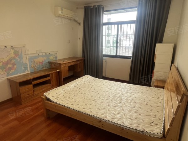 省政府宿舍全套电器家具精装装修供暖，拎包入住