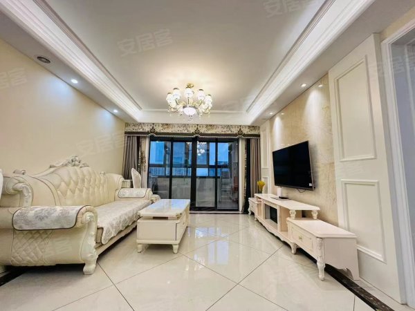 东方蓝海业主自住精装边户大三房两卫中央空调全屋地暖全屋定制