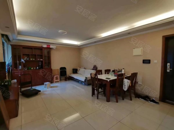 保利香槟国际_2室2厅1卫_急租房源_电梯房