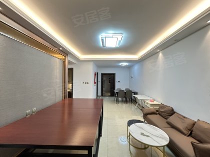 雍锦半岛_3室2厅2卫_带地暖_拎包入住_近蜀西湖_天街！