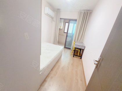 我是房栋海棠苑阳台单间无仲阶沸可短期租近大众江淮蔚来临湖社区