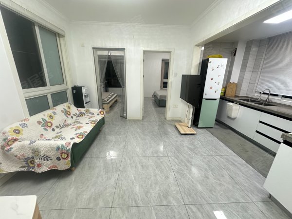康园婚房出租，全屋瓷砖地面，席梦思大床，近地铁近寿春中学