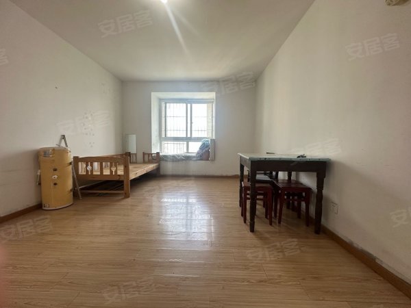 热！滨湖瑞园北区_3房3空调_住家合租_家电家具齐全_有钥匙