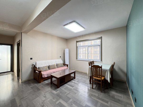 京福花园_三室两厅_业主自住_全屋定制柜_品牌家电家具_朝南