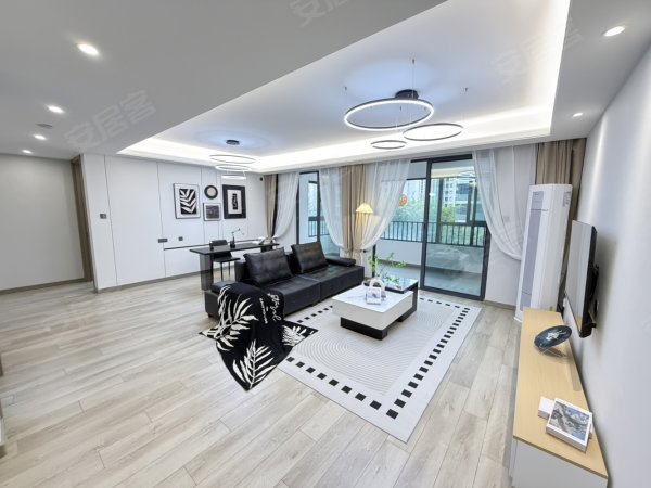 第一次出租_万象汇_精装大横厅_全屋定制_拎包即住_随时看房