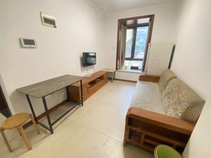 万象公馆_住家装修_全屋定制_农行对面_中央空调_带衣帽间