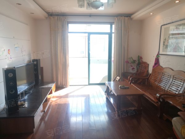 美丽华公寓_3室2厅1卫__115平米