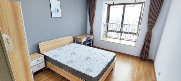 值租0中界沸_万象公馆主卧_临近华冶邮政农行