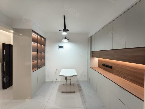 全屋高端定制_自住十几万精装修_拎包入住_奢华体验