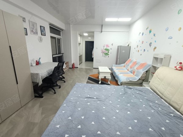 大数据产业园旁云顶雅苑一室边户拎包入住家电齐全杏花国际广场旁