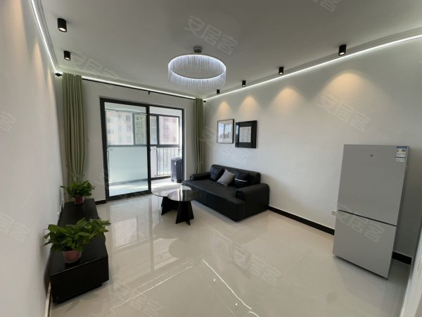 金葡萄家园B区_南北通透_房屋清洁_家电齐全