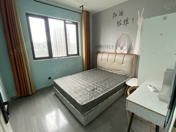 0杂费！里店雅苑_拎包住可短租！可月付！5号线地铁凌大塘