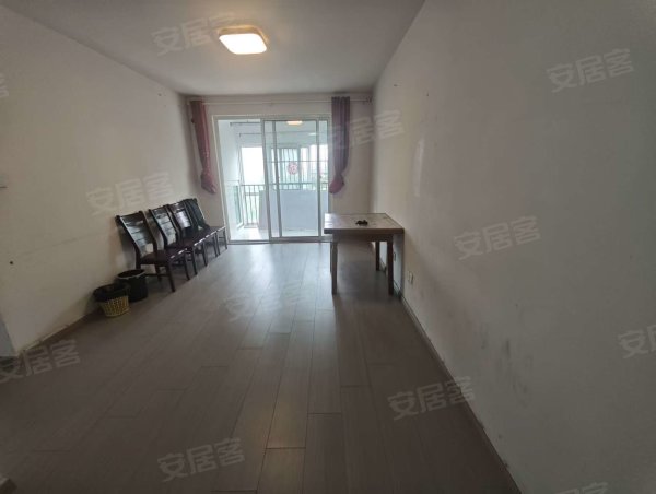 中国铁建国际城品园_电梯房_精装修_家电齐全