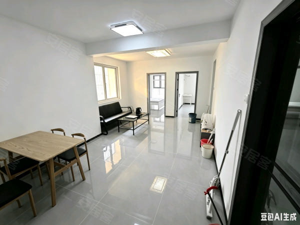 滨湖康园_精装修_金融港_四十八中陪读_通铺地砖_民用水电