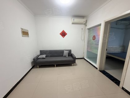 徽商城市风景_2室2厅1卫__电梯房，近地铁，家电家具齐全