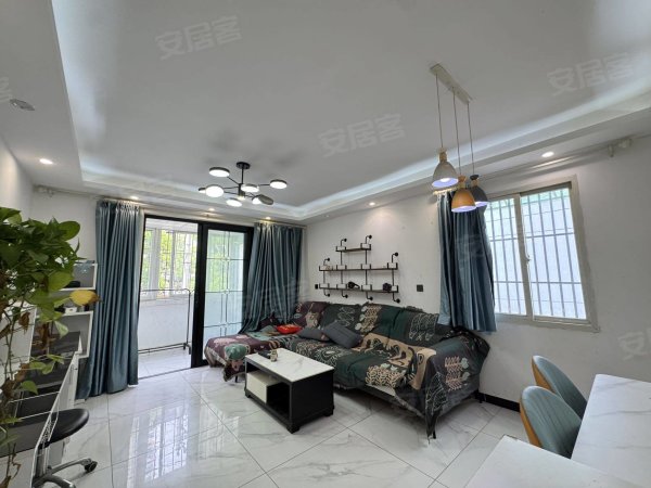 白水坝地铁口_盒马_淮河路步行街_业主精装自住两室两厅_朝南